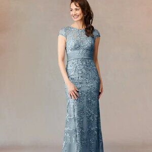 Azazie Jamila mother of bride, wedding attire, size 12 dusty blue